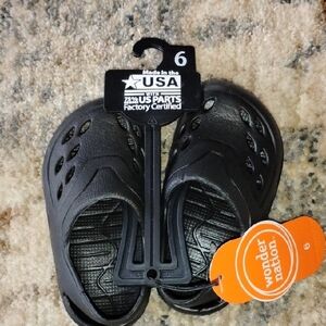 Wonder Nation Kids Black Clogs